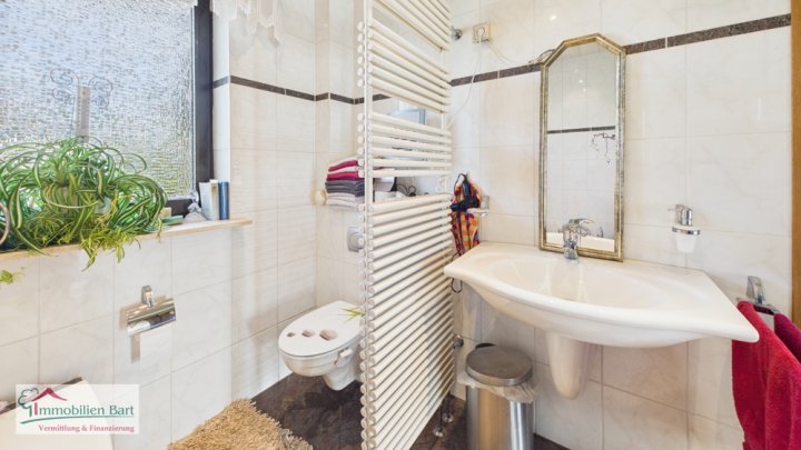 GRENZNÄHE LUXEMBURG: WOHNHAUS MIT VIEL POTENZIAL!