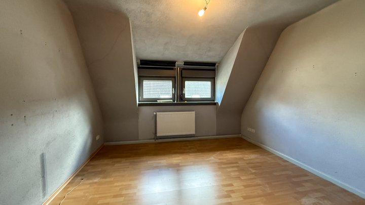 VIELFÄLTIG - Attraktive Doppelhaushälfte in bester Lage von Homburg/Kirrberg