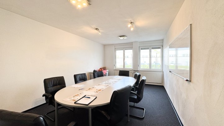 AM FLUGPLATZ - Gewerbeobjekt mit Büroflächen/Werkstatthallen/Stellplätzen in Zweibrücken