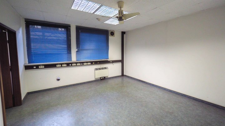 INDUSTRIEKOMPLEX - Lagerhalle/Produktionshalle mit Büroflächen im Biosphären Reservat Bliesgau