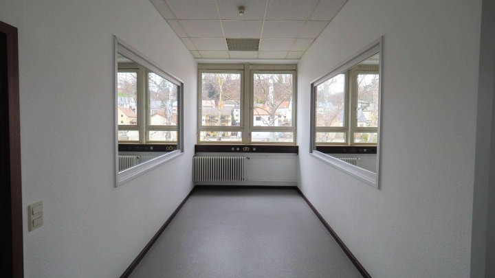 INDUSTRIEKOMPLEX - Lagerhalle/Produktionshalle mit Büroflächen im Biosphären Reservat Bliesgau