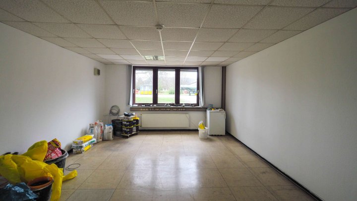 INDUSTRIEKOMPLEX - Lagerhalle/Produktionshalle mit Büroflächen im Biosphären Reservat Bliesgau