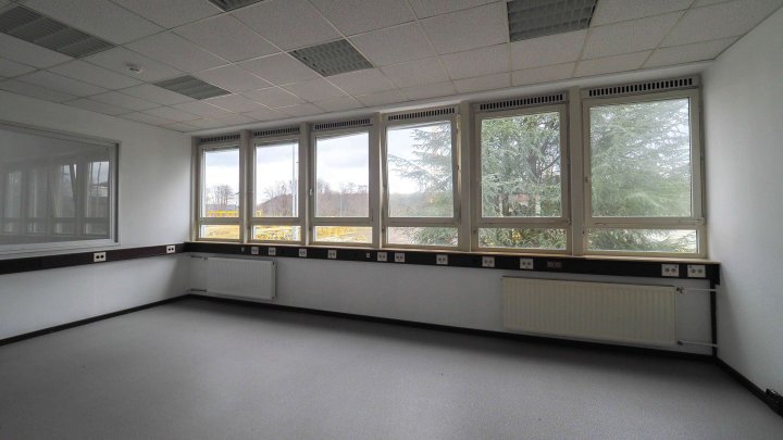 INDUSTRIEKOMPLEX - Lagerhalle/Produktionshalle mit Büroflächen im Biosphären Reservat Bliesgau