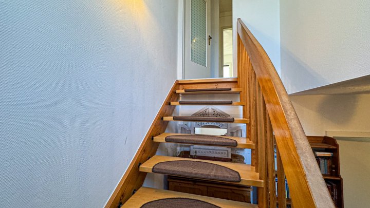 ENERGIESPARSAM - Freist. 2-Fam. Haus mit großem Garten in 66509 Rieschweiler-Mühlbach