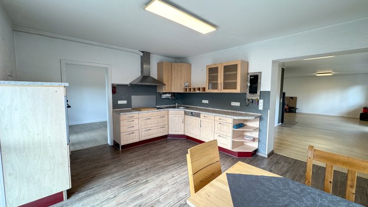 DIREKT BEZIEHBAR - Freist. 2-Fam. Haus mit großem Garten in 66509 Rieschweiler-Mühlbach