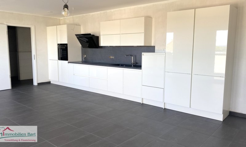 GRENZNÄHE LUXEMBURG: ERSTBEZUG! NEUE PENTHOUSEWOHNUNG IN ORSCHOLZ