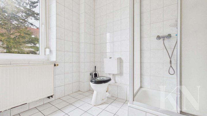 Mehrfamilienhaus mit Entwicklungspotenzial – 2 freie Einheiten & sofortige Renditechance