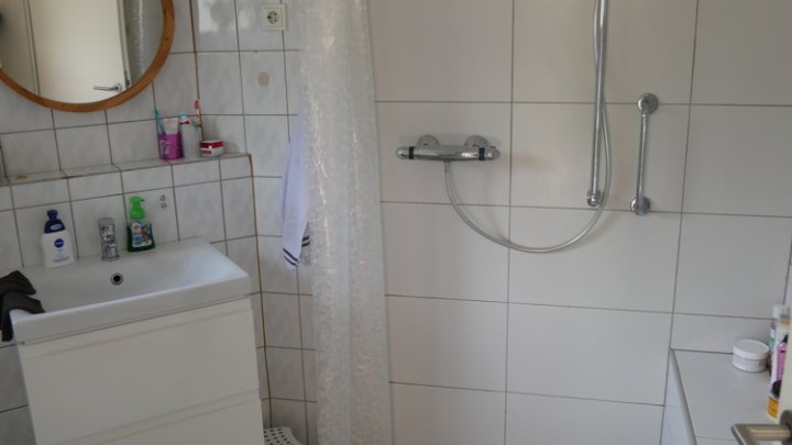 Gepflegtes, kernsaniertes, vollvermietetes Mehrfamilienhaus mit 3 Wohnungen - Terrasse - Balkon - Garage - großes Grundstück - Saarbrücken - Dudweiler