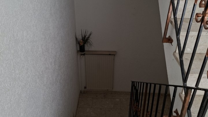 Gepflegtes, kernsaniertes, vollvermietetes Mehrfamilienhaus mit 3 Wohnungen - Terrasse - Balkon - Garage - großes Grundstück - Saarbrücken - Dudweiler