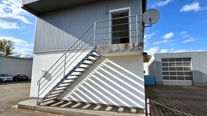 Helle renovierte 3-ZKB Wohnung