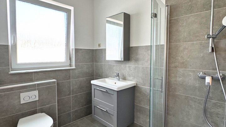 Helle renovierte 3-ZKB Wohnung