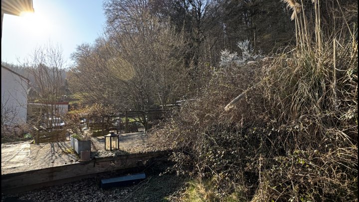 Sanierungsbedürftiges Einfamilienhaus in ruhiger Lage von Beckingen - Erbringen