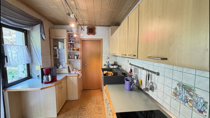 Sanierungsbedürftiges Einfamilienhaus in ruhiger Lage von Beckingen - Erbringen