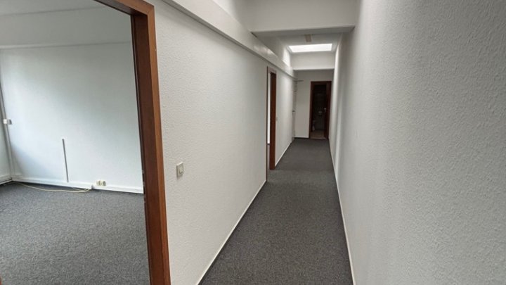 Moderne Bürofläche im Gewerbegebiet Saarlouis-Röderberg