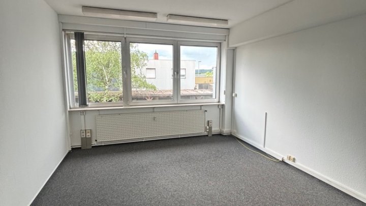 Moderne Bürofläche im Gewerbegebiet Saarlouis-Röderberg
