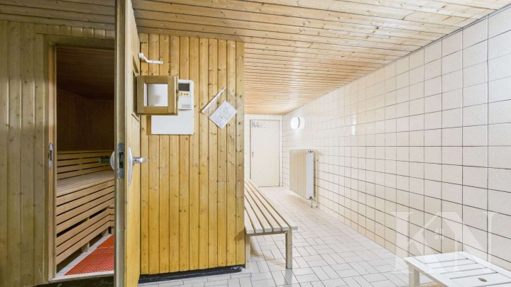 Top-Lage: Erdgeschosswohnung mit Balkon, TG-Stellplatz & Wellnessbereich in Saarbrücken-Rotenbühl