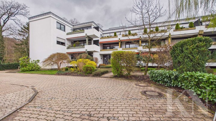 Top-Lage: Erdgeschosswohnung mit Balkon, TG-Stellplatz & Wellnessbereich in Saarbrücken-Rotenbühl