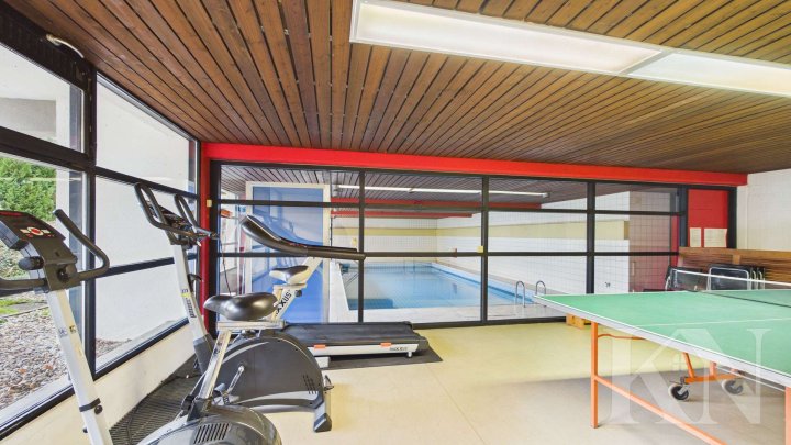 Top-Lage: Erdgeschosswohnung mit Balkon, TG-Stellplatz & Wellnessbereich in Saarbrücken-Rotenbühl