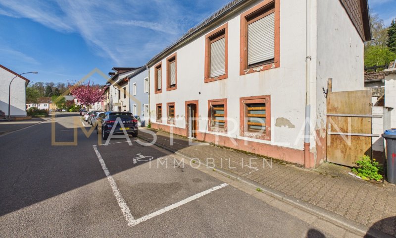 Bestandsimmobilie mit großem Potenzial zur Neugestaltung