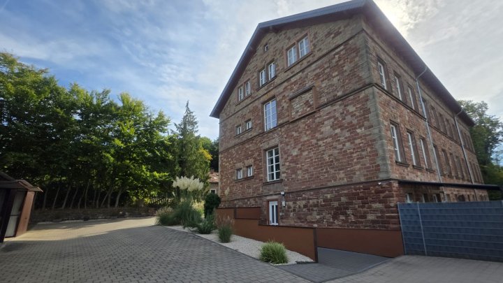 Große 4 ZKB in Quierschied Waldrandlage zu vermieten