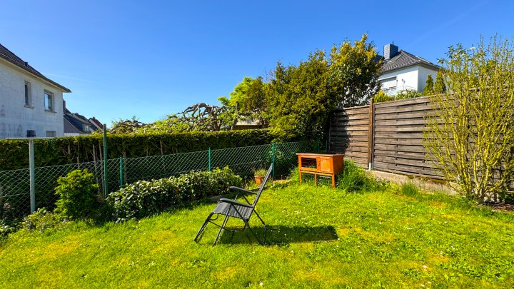 AM FASANERIEBERG - Freistehendes Einfamilienhaus mit Garage und Garten in Zweibrücken (Stadt)