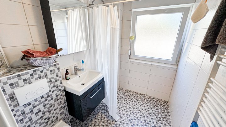 AM FASANERIEBERG - Freistehendes Einfamilienhaus mit Garage und Garten in Zweibrücken (Stadt)