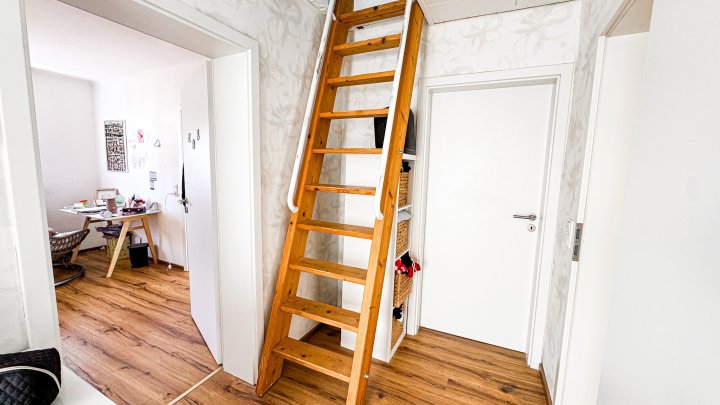 AM FASANERIEBERG - Freistehendes Einfamilienhaus mit Garage und Garten in Zweibrücken (Stadt)