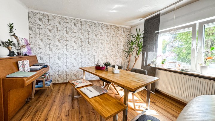 AM FASANERIEBERG - Freistehendes Einfamilienhaus mit Garage und Garten in Zweibrücken (Stadt)