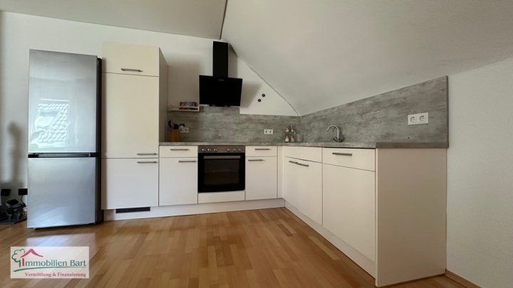 80 M² WOHNUNG MIT 2 KFZ-STELLPLÄTZEN, GARTEN UND GARAGE IN METTLACH-SAARHÖLZBACH!