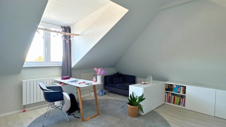 Freistehendes saniertes Familienparadies, mit Bauplatz in toller Lage von Riegelsberg