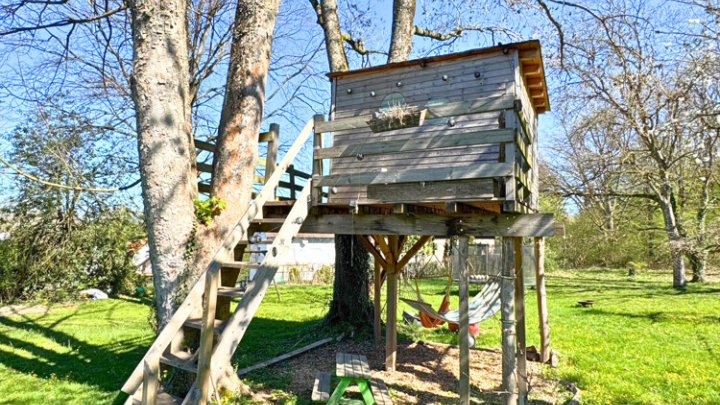 Freistehendes saniertes Familienparadies, mit Bauplatz in toller Lage von Riegelsberg