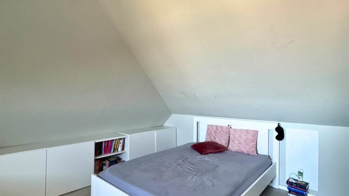 Freistehendes saniertes Familienparadies, mit Bauplatz in toller Lage von Riegelsberg