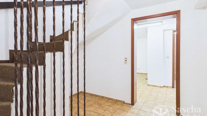 Büroräume mit Lagerfläche, Stellplatz und Garage in St. Ingbert-Mitte (Roter Flur)