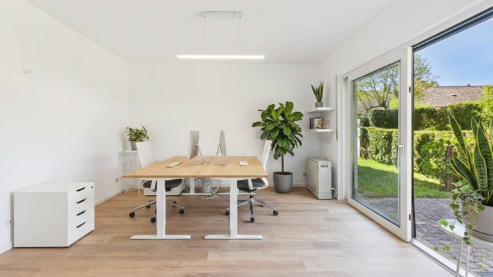 Büroräume mit Lagerfläche, Stellplatz und Garage in St. Ingbert-Mitte (Roter Flur)