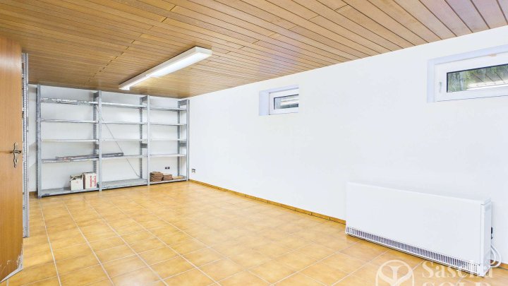 Büroräume mit Lagerfläche, Stellplatz und Garage in St. Ingbert-Mitte (Roter Flur)