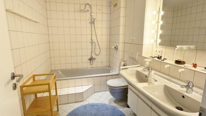 Lichtdurchflutete 3-Zimmer-Wohnung mit sonnigem Balkon