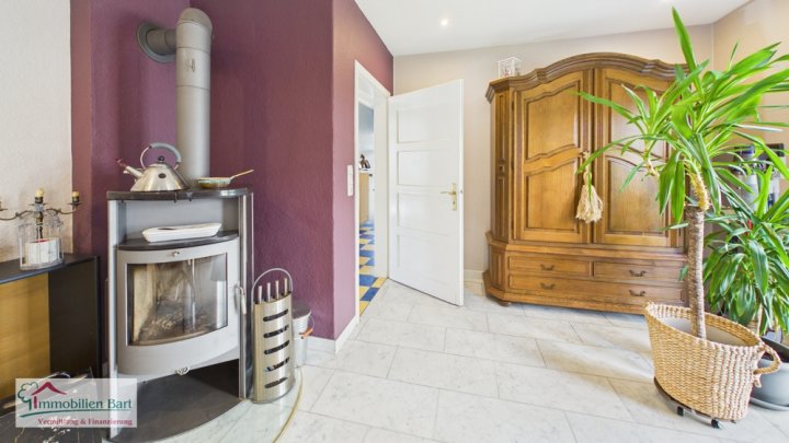 TRIER-OLEWIG: EINFAMILIENHAUS MIT GARTEN UND GARAGE