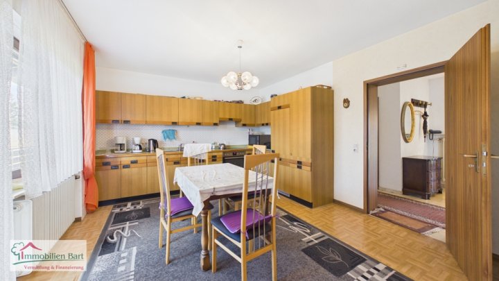 BESSERINGEN / HÖHENLAGE: BUNGALOW MIT ELW IN TOP WOHNLAGE