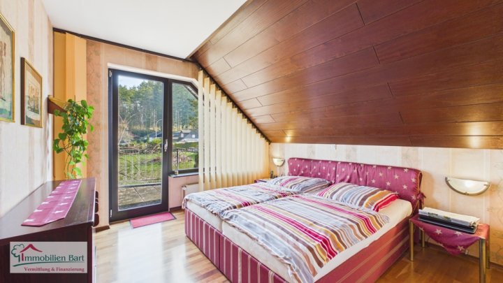 NATUR PUR!

EXKLUSIVES ANWESEN IN GRENZNÄHE VON LUXEMBOURG!