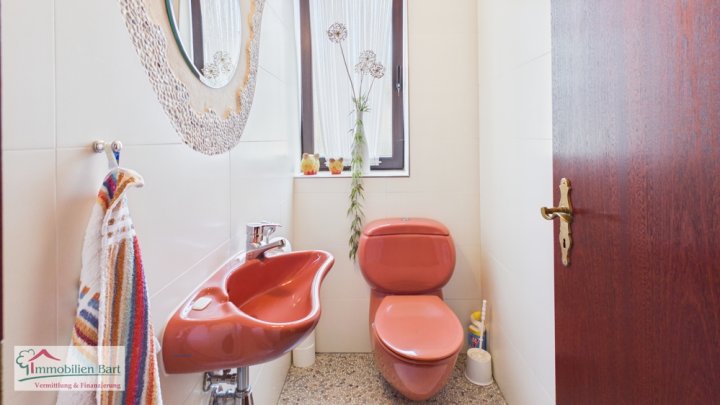 NATUR PUR!

EXKLUSIVES ANWESEN IN GRENZNÄHE VON LUXEMBOURG!