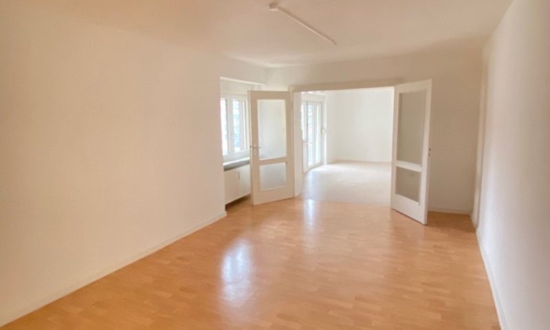 Großzügige 3 ZKB Wohnung mit Balkon nahe des Saarbrücker Staden