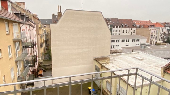 Großzügige 3 ZKB Wohnung mit Balkon nahe des Saarbrücker Staden