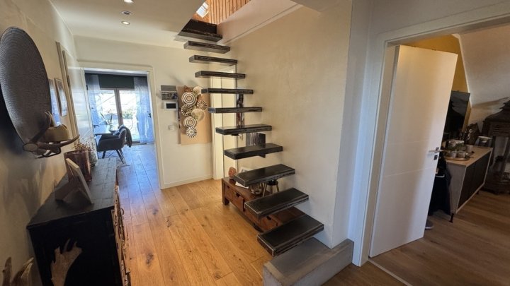 Moderne 4-Zimmer-Wohnung in neuwertigem Zustand in bevorzugter Homburger Wohnlage