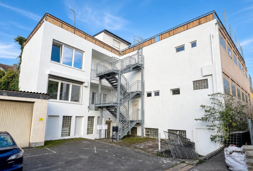 6Wohn-und Gewerbeimmobilie