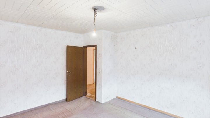 Einfamilienhaus mit Sanierungsbedarf in 1A Lage von Eppelborn zu verkaufen.
