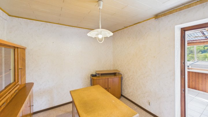 Wohnhaus mit Weitblick - Einfamilienhaus mit Entwicklungspotential in Merchweiler