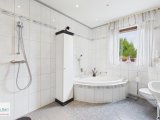 Badezimmer EG