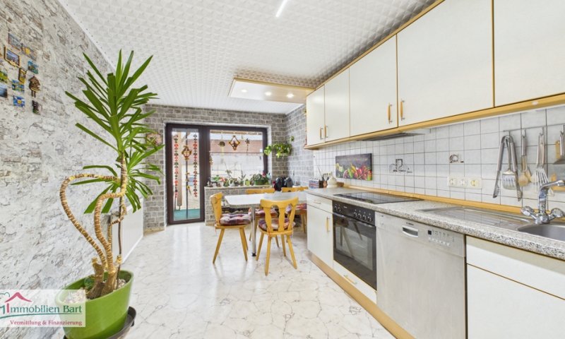 GRENZNÄHE LUXEMBURG: WOHNHAUS MIT GARAGE UND GARTEN