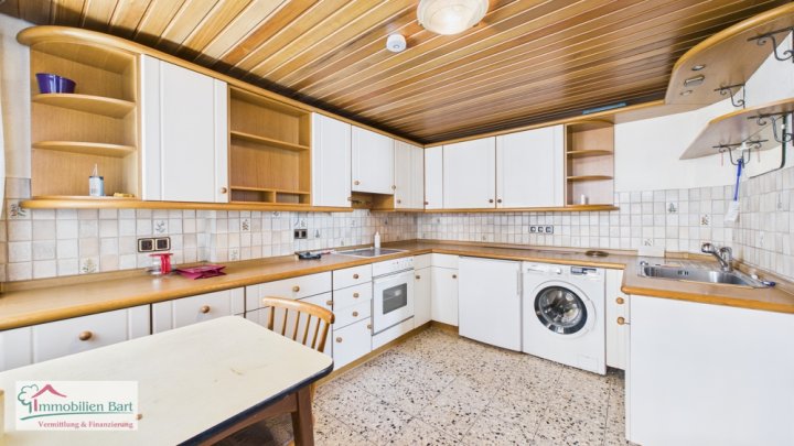 GASTSTÄTTE / WOHNHAUS MIT ELW / VIELSEITIGE VERWENDUNG / TOP LAGE VON MERZIG-HILBRINGEN