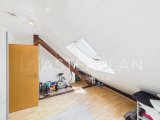 Kinderzimmer-Büro
